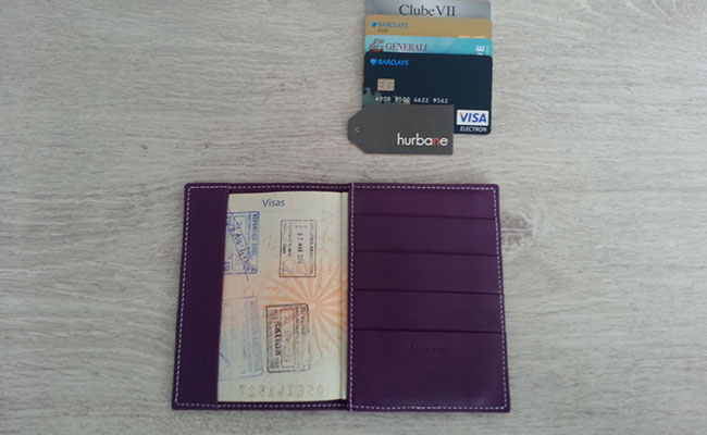 Portefeuille cuir de couleur - Modèle porte-passeport - Violet Ultra