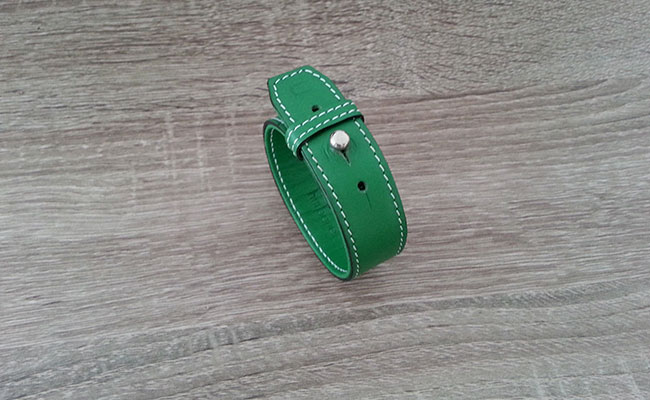 Timeless, bracelet cuir Vert Bunker pour homme